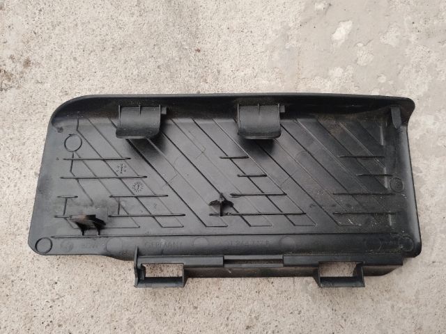 bontott AUDI A3 Műszerfal alatti Műanyag Elem