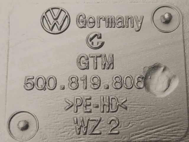 bontott AUDI A3 Műszerfal alatti Műanyag Elem