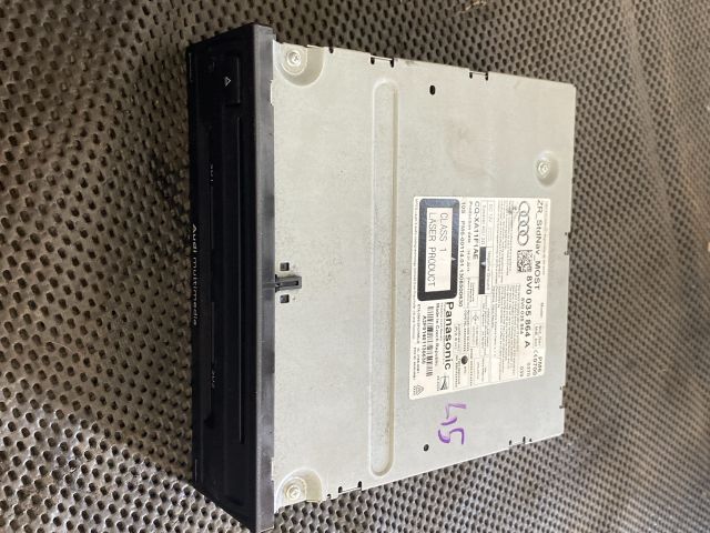 bontott AUDI A3 Navigációs Fejegység