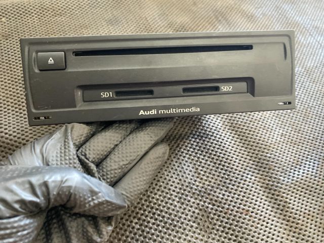 bontott AUDI A3 Navigációs Fejegység