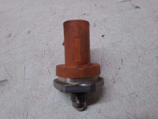 bontott AUDI A3 Nyomásszabályzó Szelep