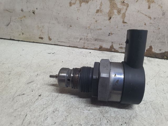 bontott AUDI A3 Nyomásszabályzó Szelep