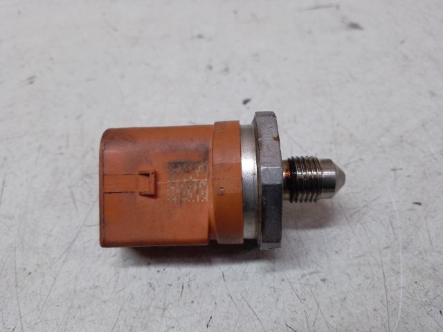 bontott AUDI A3 Nyomásszabályzó Szelep