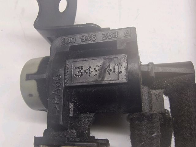 bontott AUDI A3 Nyomásszabályzó Szelep