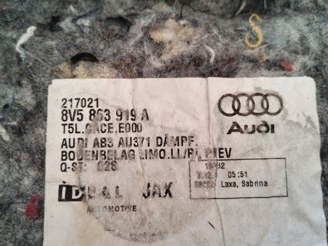 bontott AUDI A3 Padlószőnyeg Alatti Szigetelés