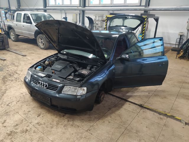 bontott AUDI A3 Pótféklámpa