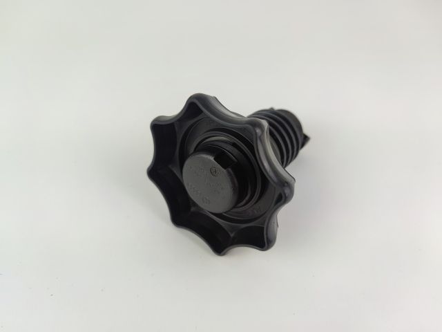 bontott AUDI A3 Pótkerék Rögzítő