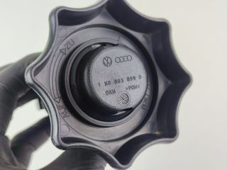 bontott AUDI A3 Pótkerék Rögzítő