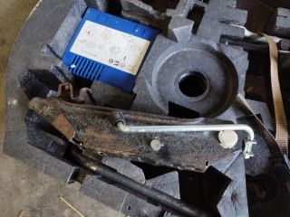 bontott AUDI A3 Pótkerék Szerszámtartó