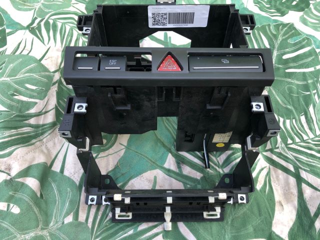 bontott AUDI A3 Rádió / CD Keret