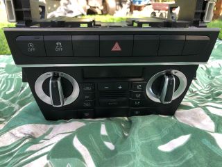 bontott AUDI A3 Rádió / CD Keret