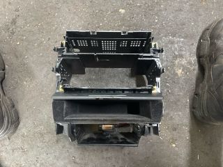 bontott AUDI A3 Rádió / CD Keret