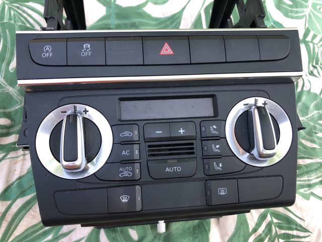 bontott AUDI A3 Rádió / CD Keret