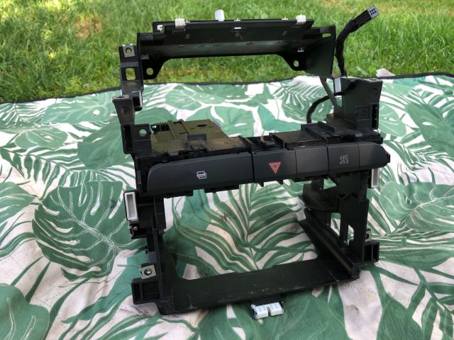 bontott AUDI A3 Rádió / CD Keret