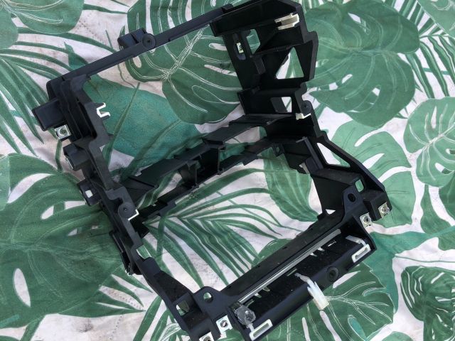 bontott AUDI A3 Rádió / CD Keret