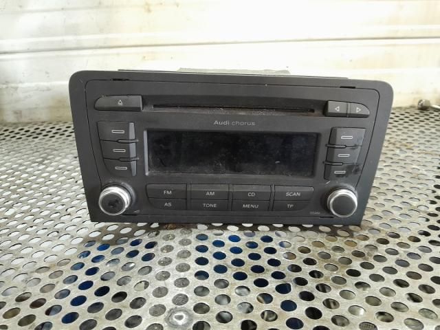 bontott AUDI A3 Rádió / CD
