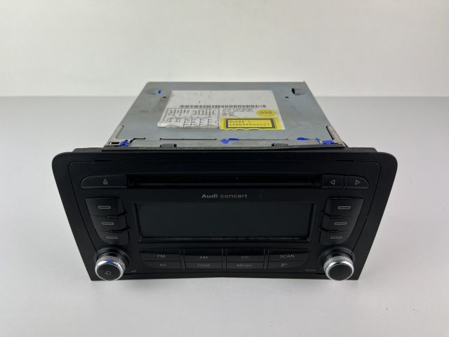 bontott AUDI A3 Rádió / CD