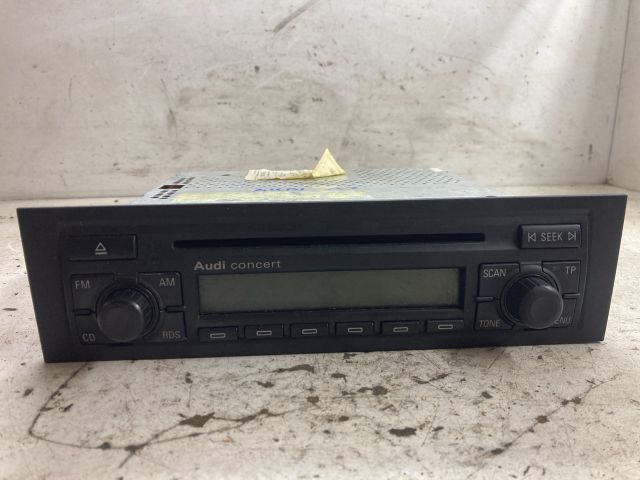 bontott AUDI A3 Rádió / CD