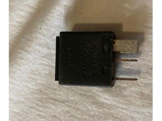 bontott AUDI A3 Relé