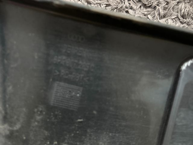 bontott AUDI A3 Rendszámtábla Tartó