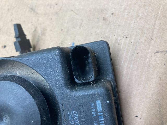 bontott AUDI A3 Riasztó Hangszóró