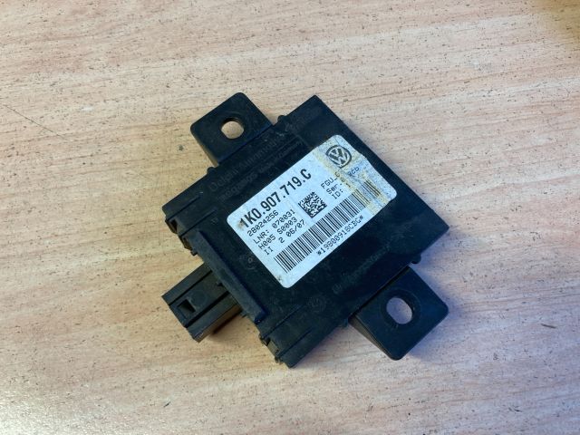 bontott AUDI A3 Riasztó Központ