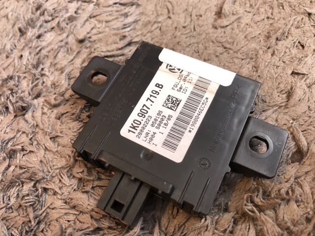 bontott AUDI A3 Riasztó Központ