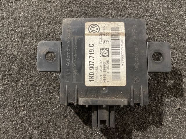 bontott AUDI A3 Riasztó Központ