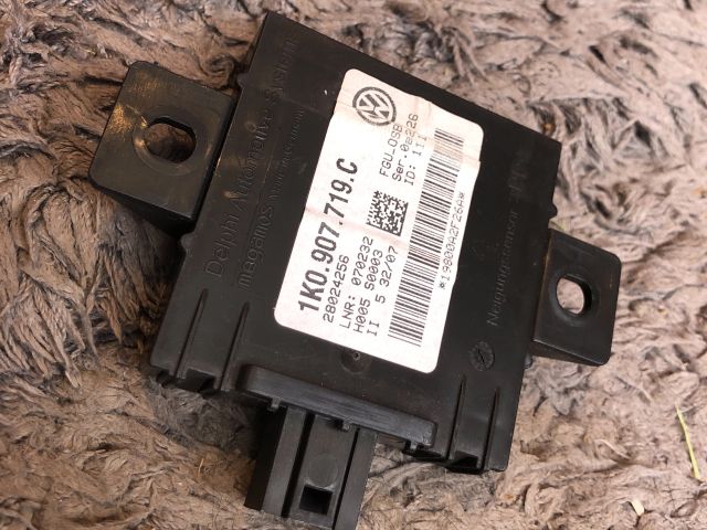 bontott AUDI A3 Riasztó Központ