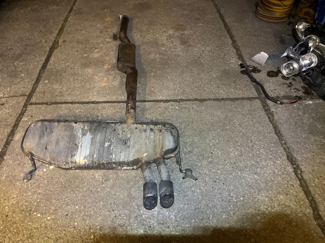 bontott AUDI A3 Komplett Kipufogó Rendszer