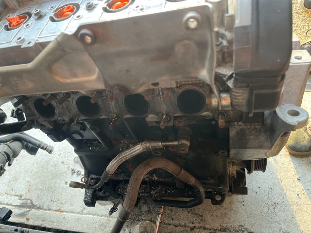 bontott AUDI A3 Motor (Fűzött blokk hengerfejjel)