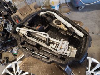 bontott AUDI A3 Szerszámkészlet