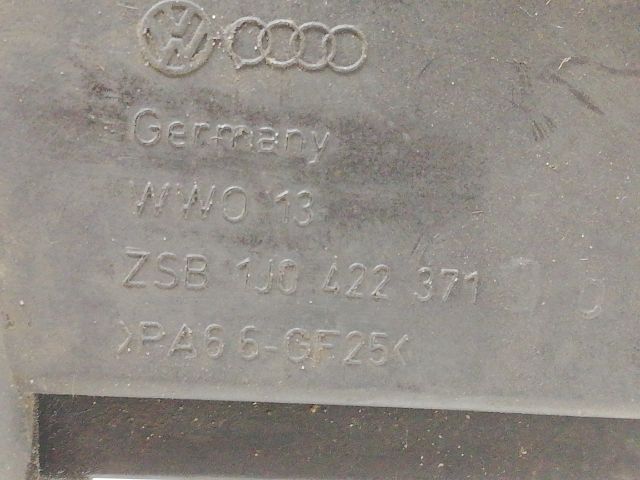 bontott AUDI A3 Szervóolaj Tartály