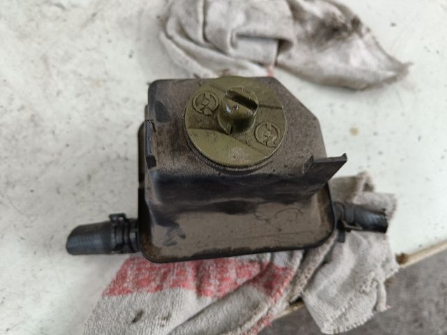 bontott AUDI A3 Szervóolaj Tartály