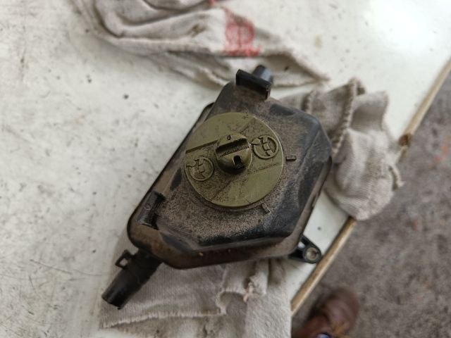 bontott AUDI A3 Szervóolaj Tartály