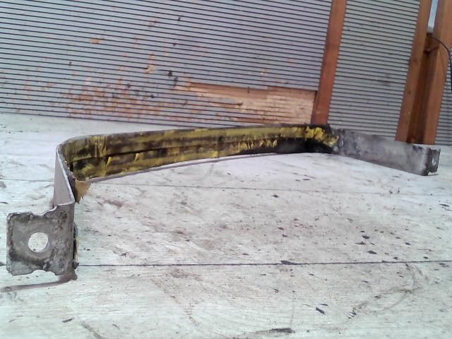 bontott AUDI A3 Tank Tartó Pánt