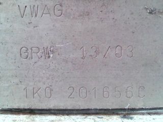 bontott AUDI A3 Tank Tartó Pánt