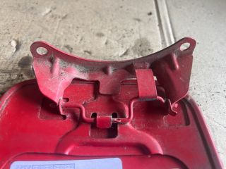 bontott AUDI A3 Tankajtó