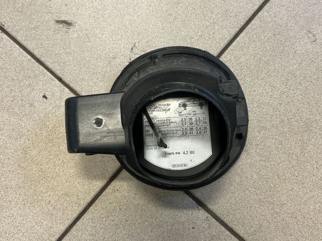 bontott AUDI A3 Tankajtó