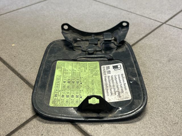 bontott AUDI A3 Tankajtó