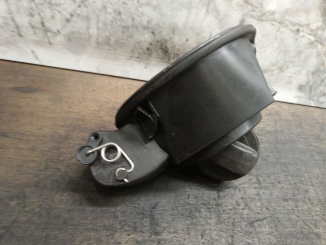 bontott AUDI A3 Tankajtó