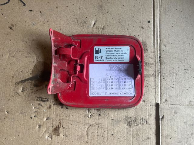 bontott AUDI A3 Tankajtó