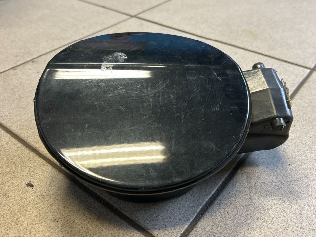 bontott AUDI A3 Tankajtó