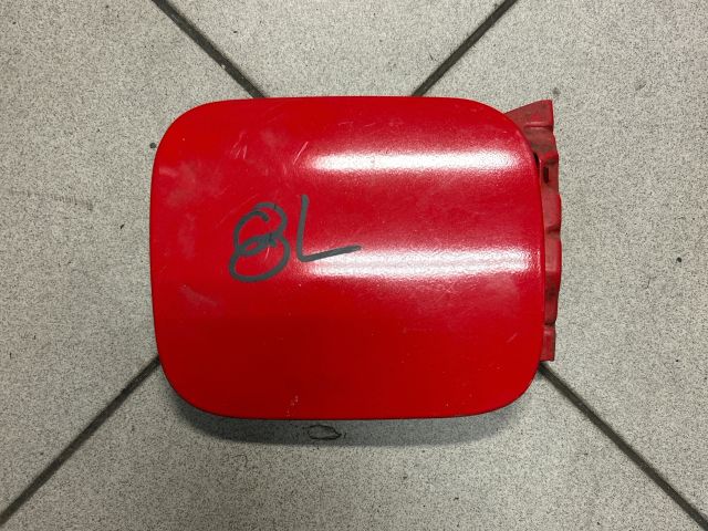 bontott AUDI A3 Tankajtó