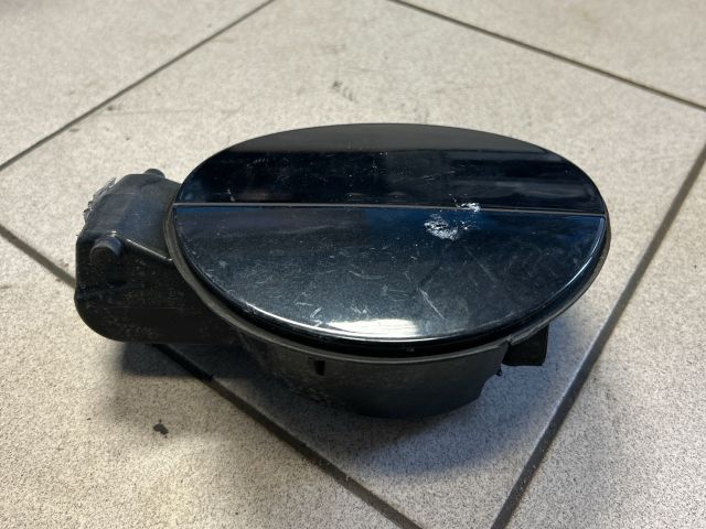 bontott AUDI A3 Tankajtó