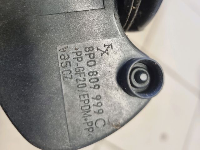 bontott AUDI A3 Tankajtó