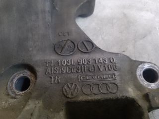 bontott AUDI A3 Tartó Bak