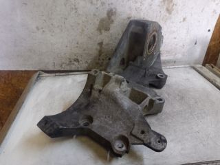 bontott AUDI A3 Tartó Bak