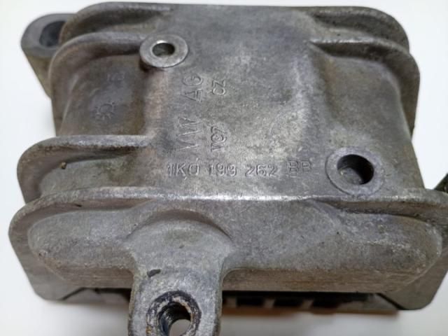 bontott AUDI A3 Tartó Bak