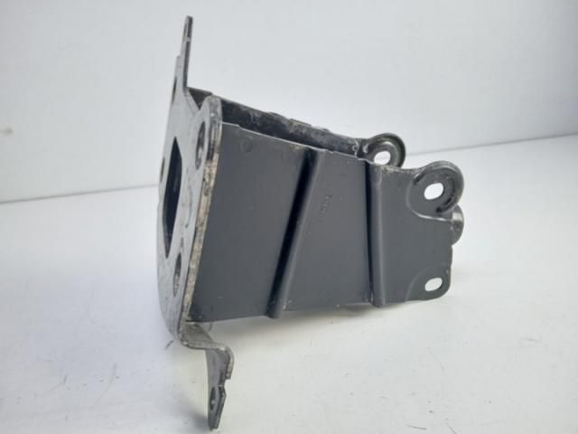 bontott AUDI A3 Tartó Bak